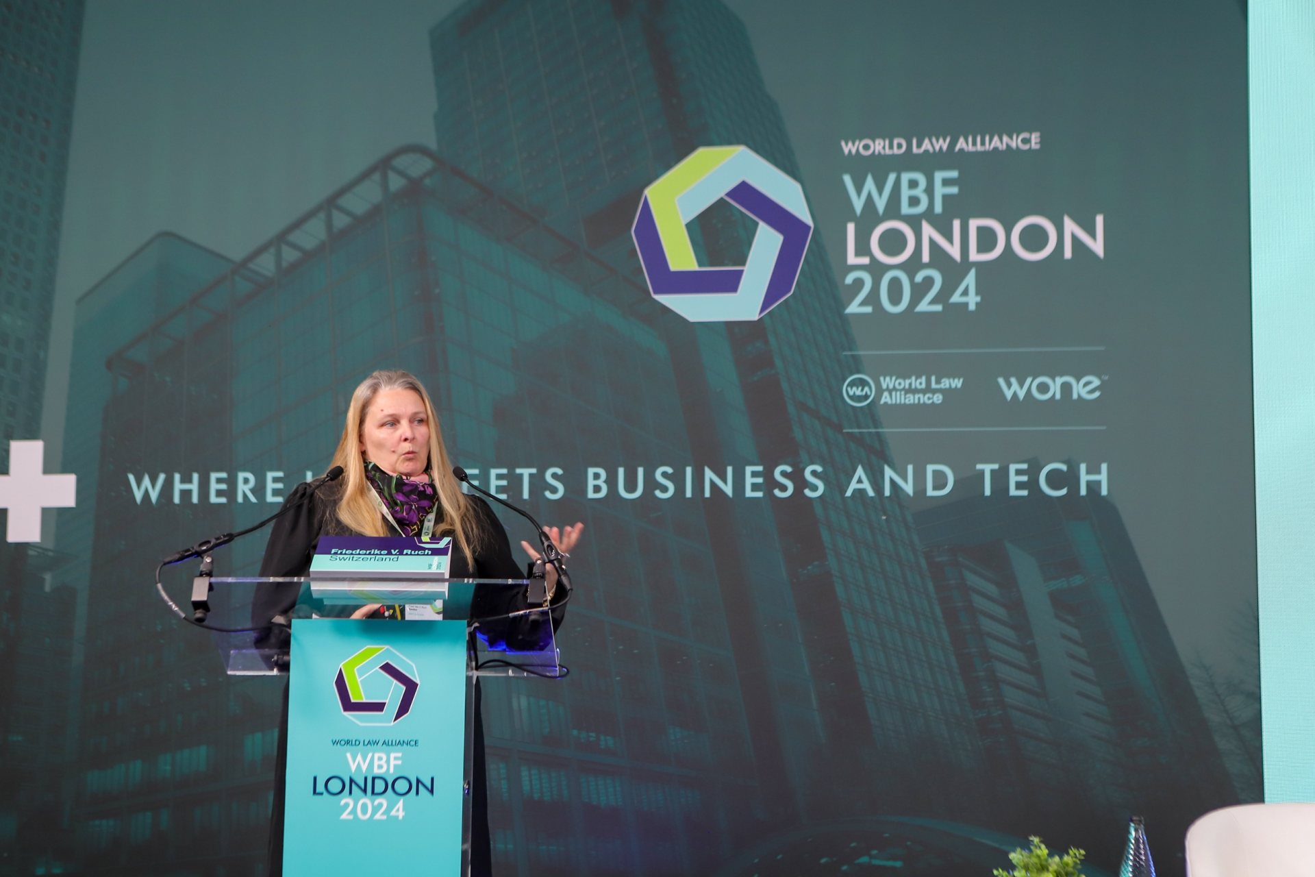 Friederike V. Ruch London 001