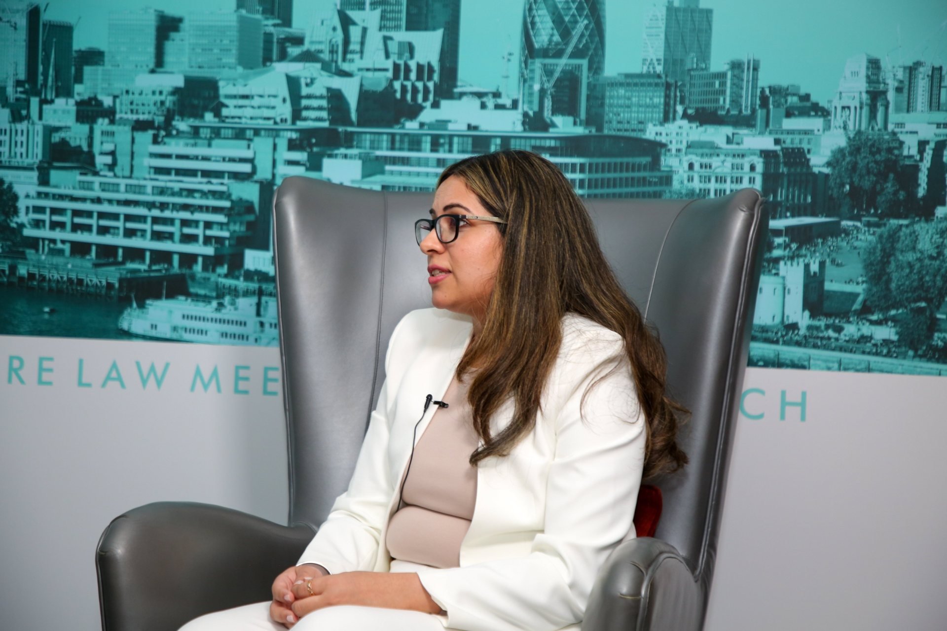 Ishita Luthra London 012